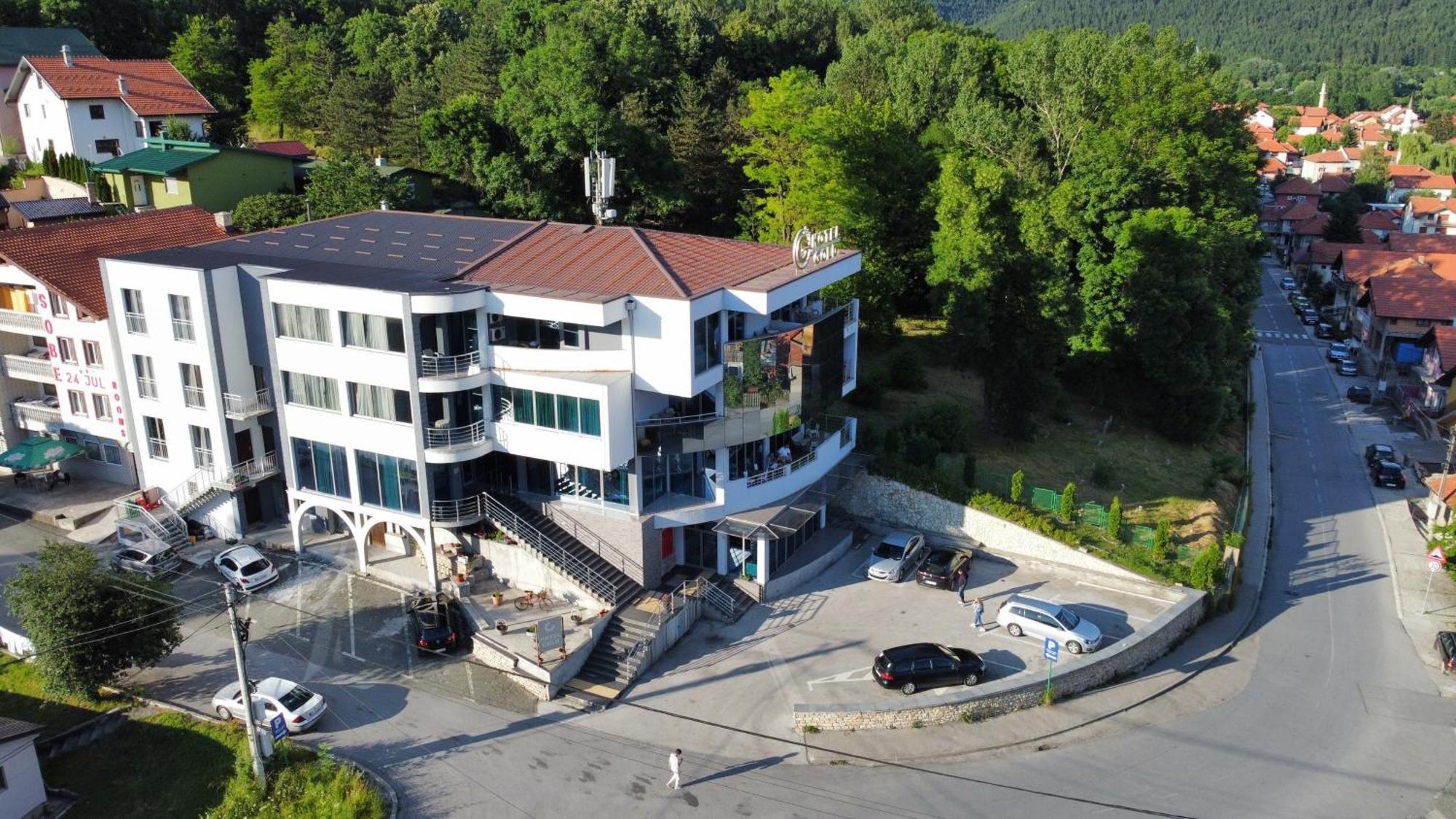 Hotel Gold بلييفليا المظهر الخارجي الصورة